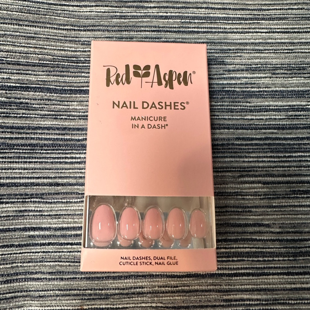 Red Aspen Pink Nail Dashes - Make Me Blush, Brielle